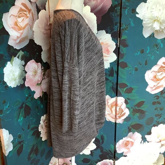 Bobi Los Angeles Oversized Sweater - Picture 2 of 3